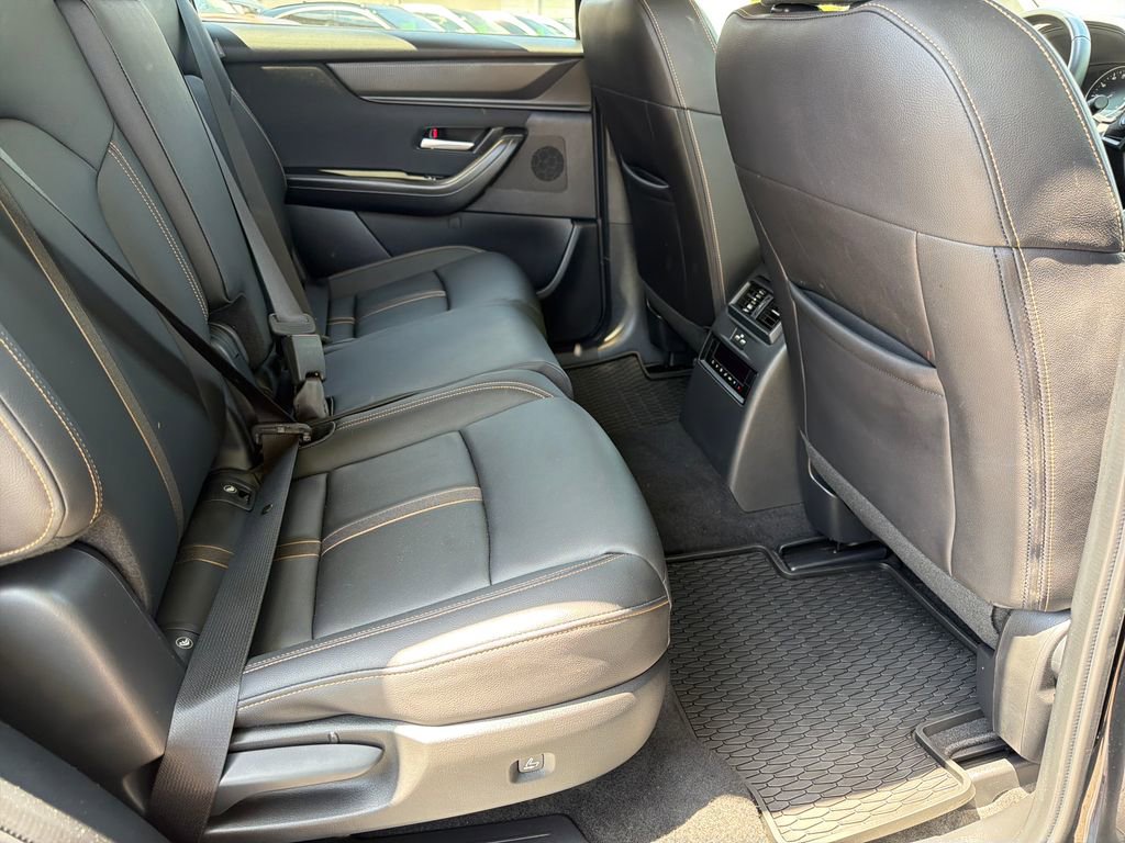 Used 2024 MAZDA CX-90 3.3 Turbo w/ Select Package image 35