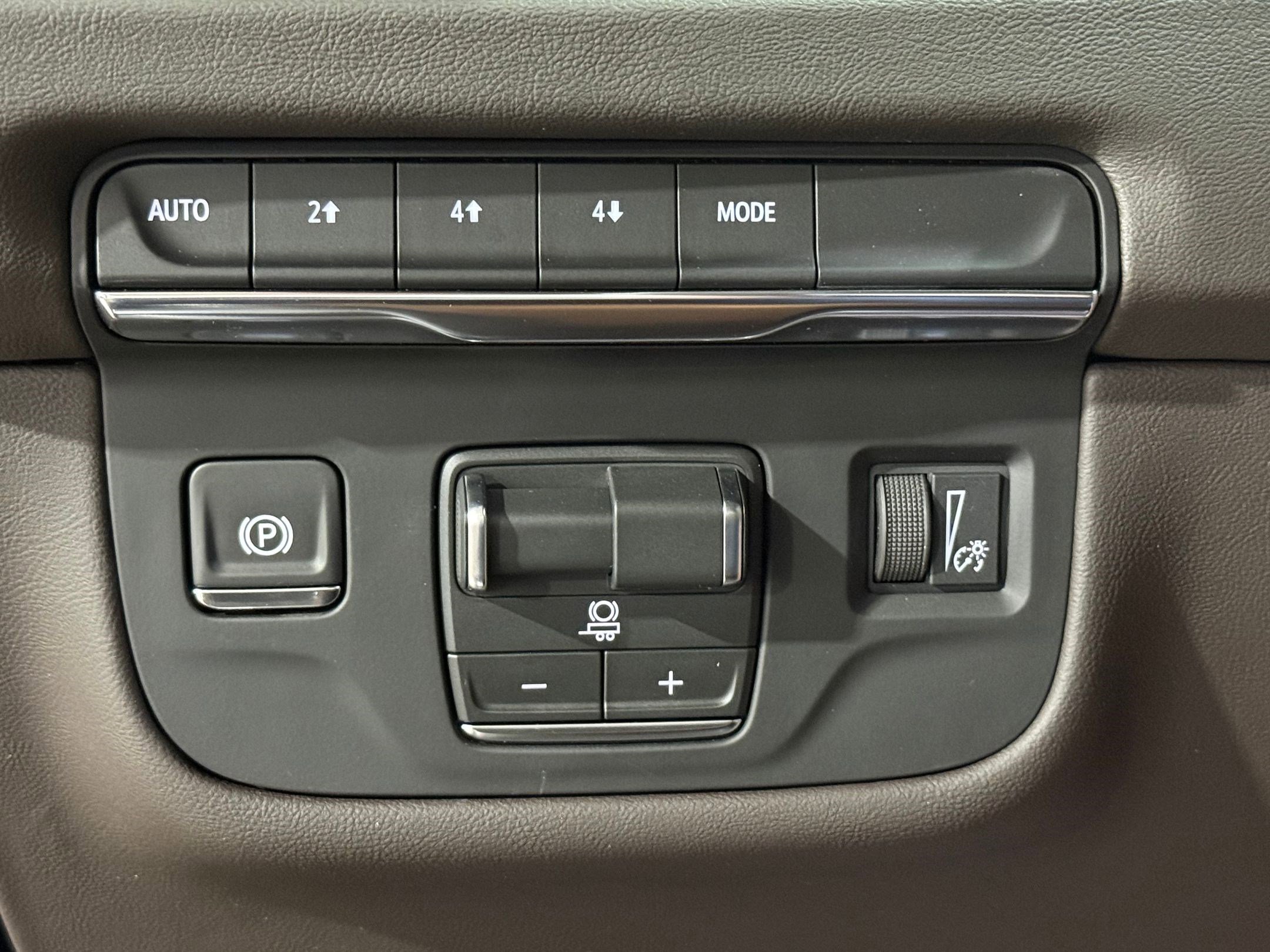 Certified 2026 Cadillac Escalade Luxury image 15