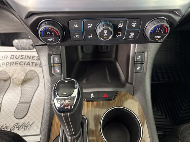 Used 2018 GMC Acadia SLE image 34