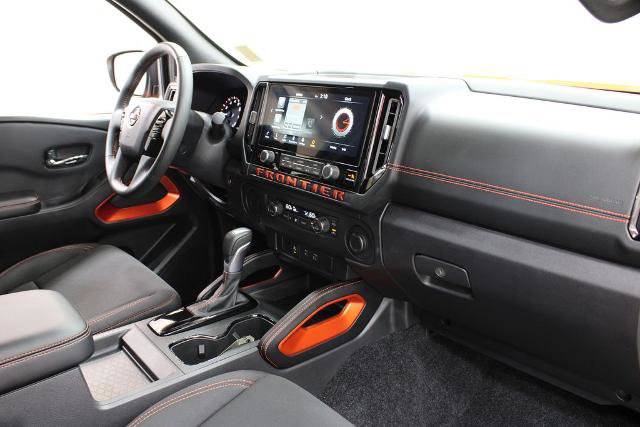 Certified 2025 Nissan Frontier Pro-X w/ Tow Package RWD image 24