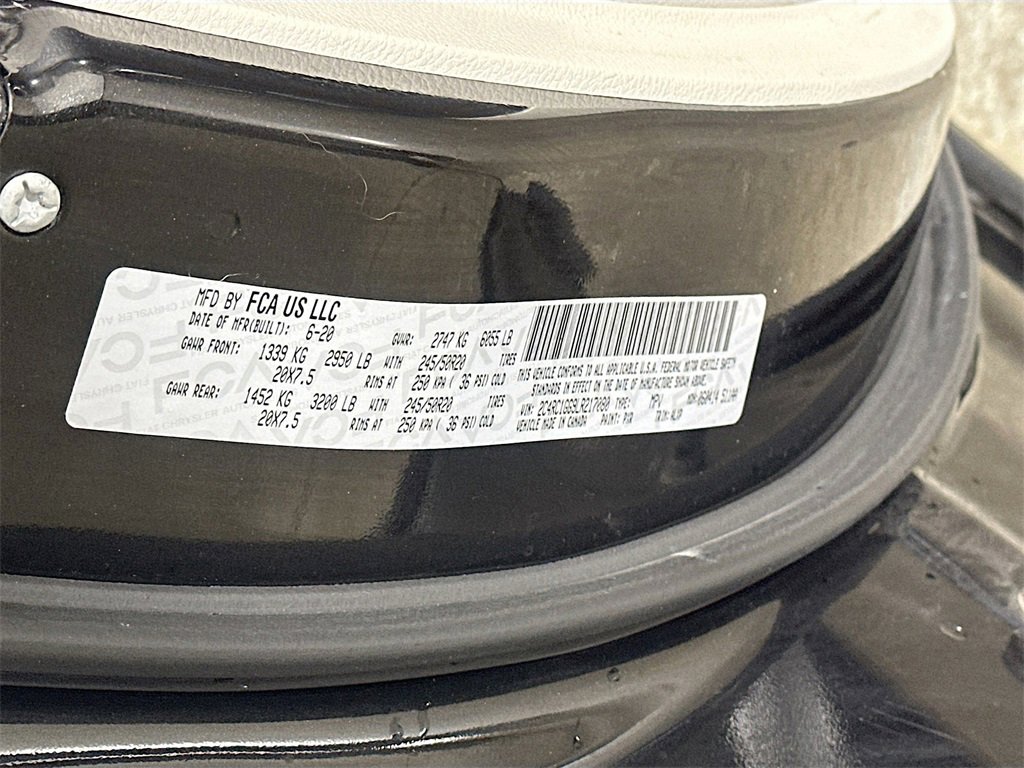 Used 2020 Chrysler Pacifica Limited w/ Tire & Wheel Group image 37