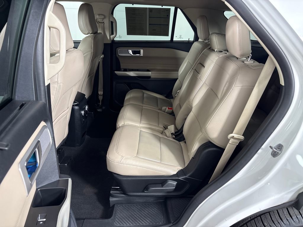 Certified 2021 Ford Explorer Limited w/ Equipment Group 301A RWD image 31