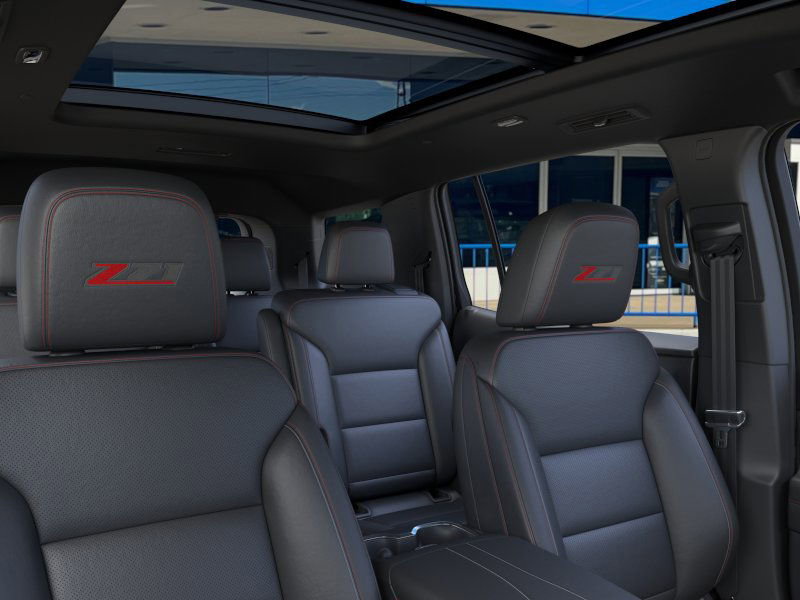 New 2026 Chevrolet Traverse Z71 w/ Driver Confidence Package image 24