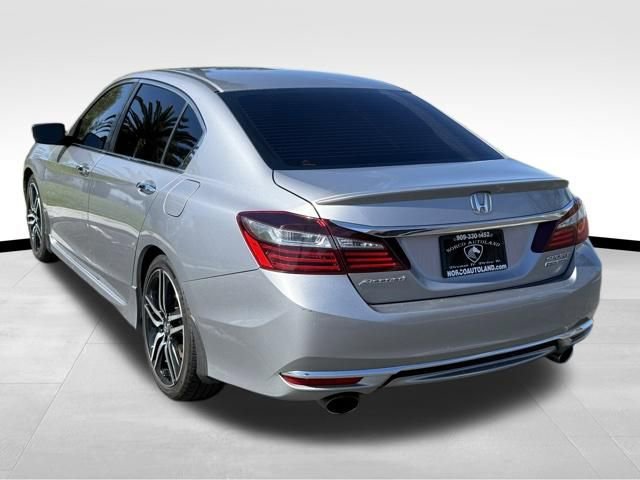 Used 2017 Honda Accord Sport Special Edition image 4