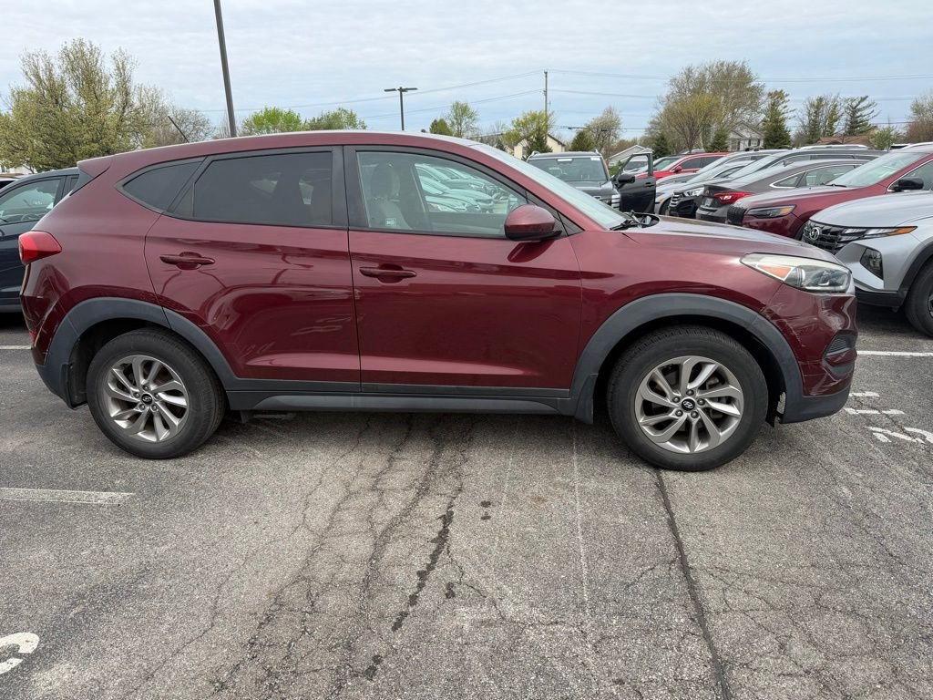 Used 2017 Hyundai Tucson SE image 3