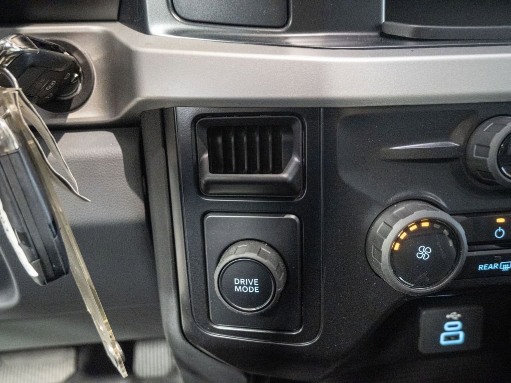 New 2026 Ford F350 XL w/ XL Chrome Package image 18