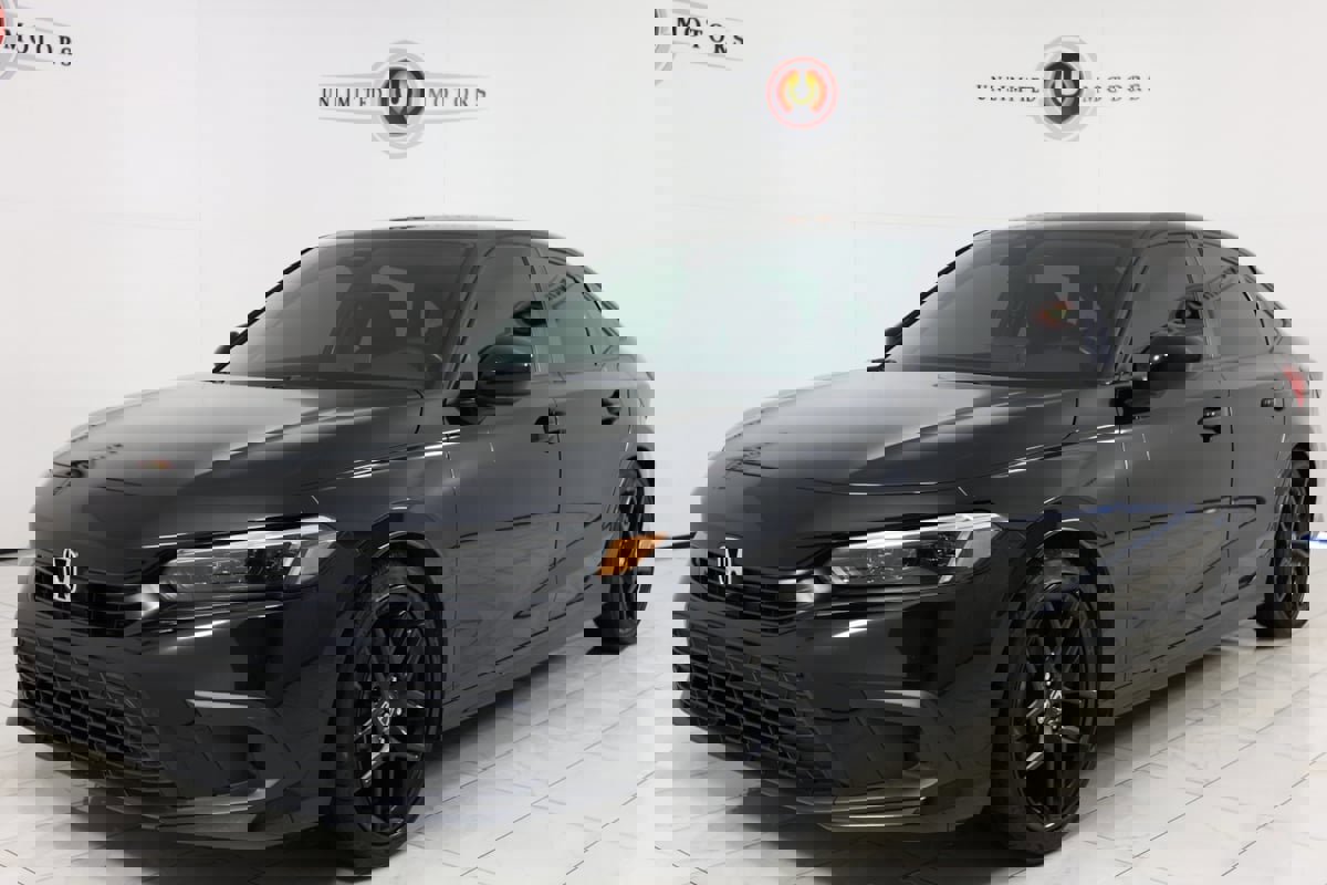 Used 2023 Honda Civic Sport image 5