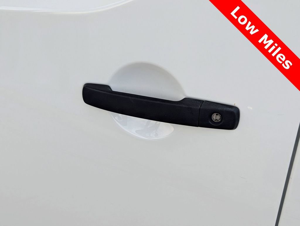 Used 2020 Nissan NV 3500 S image 30