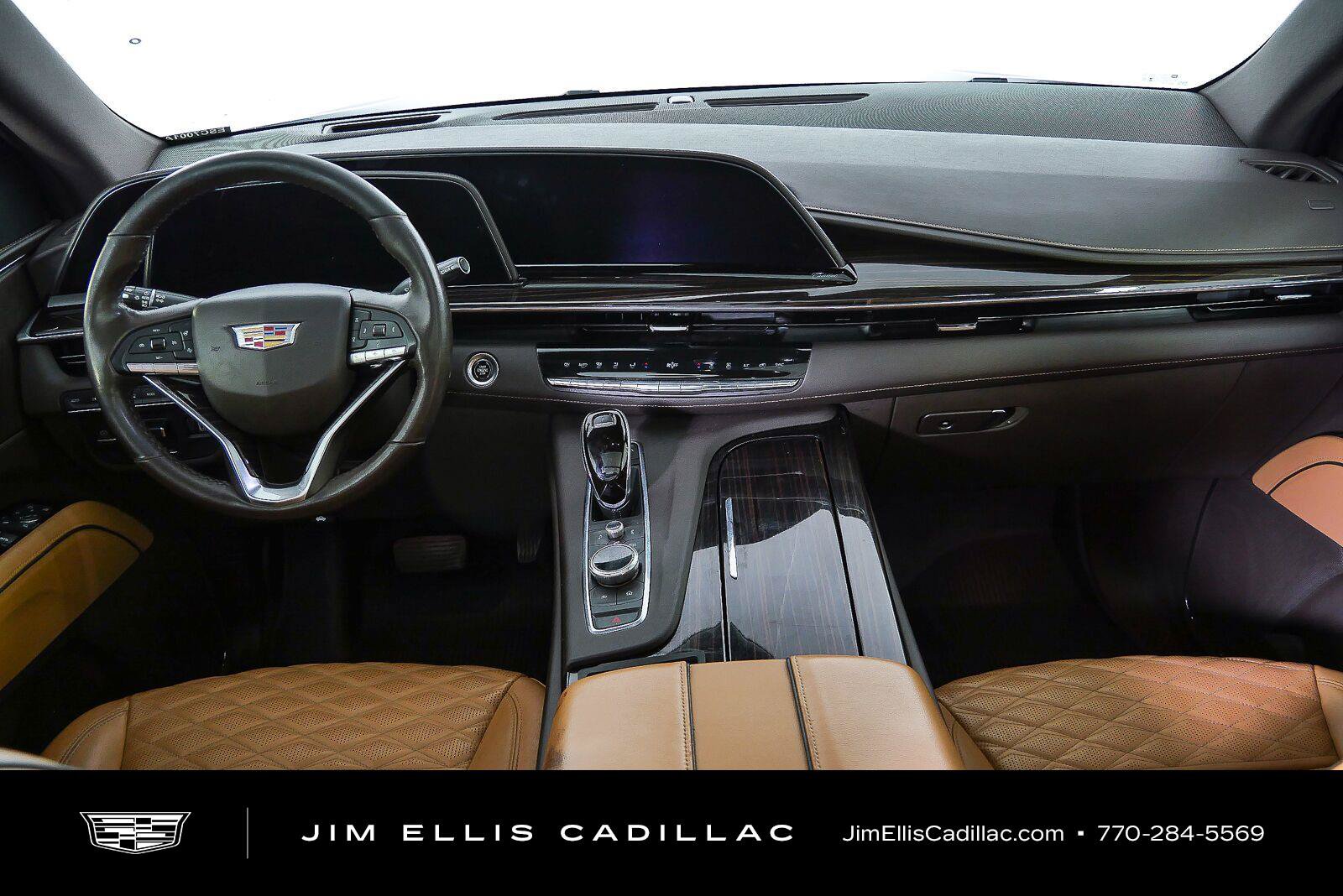Used 2021 Cadillac Escalade Sport w/ Driver Assist Tech Package AWD/4WD image 16