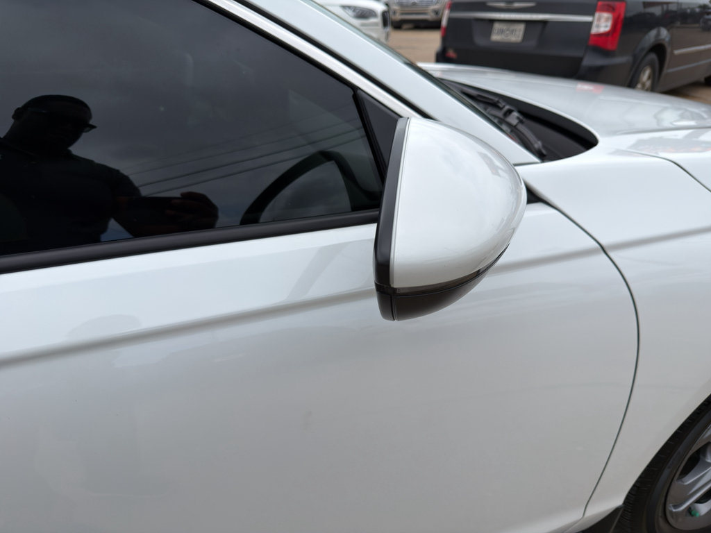 Used 2025 Honda Accord EX-L image 17