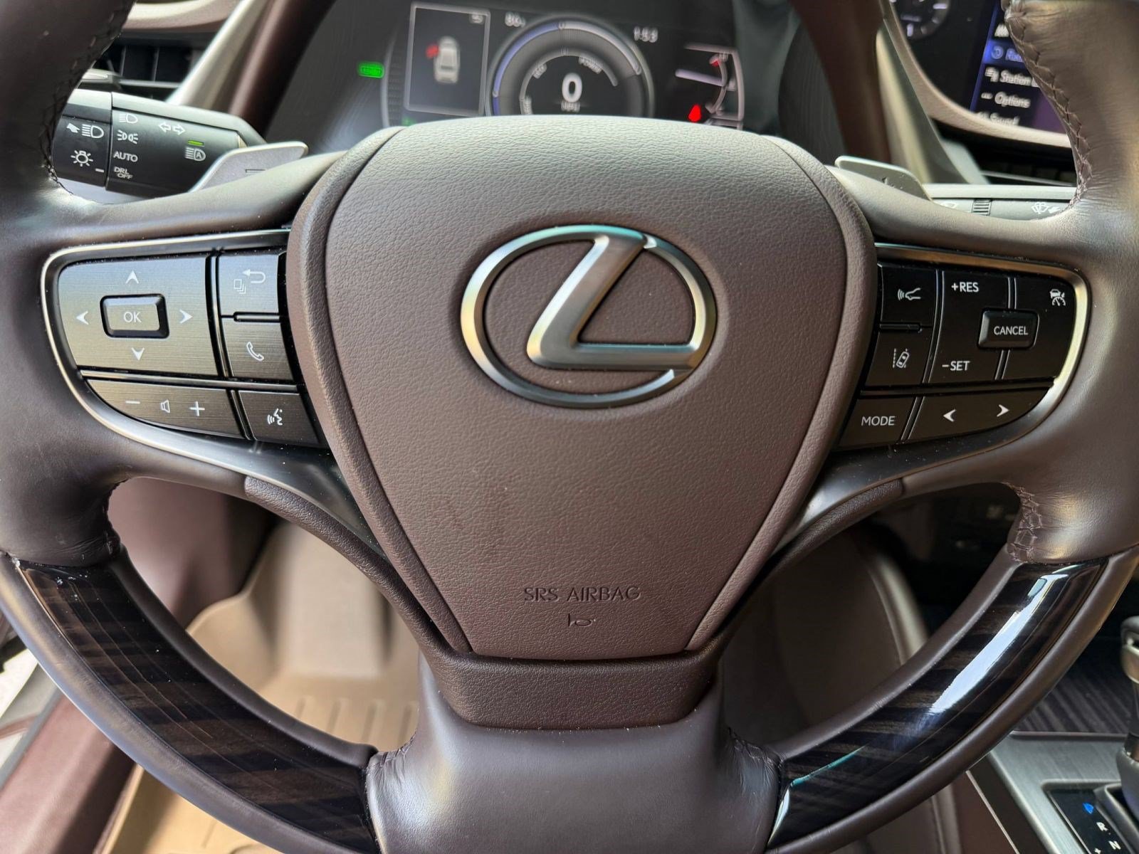 Certified 2021 Lexus ES 300h Ultra Luxury FWD image 12