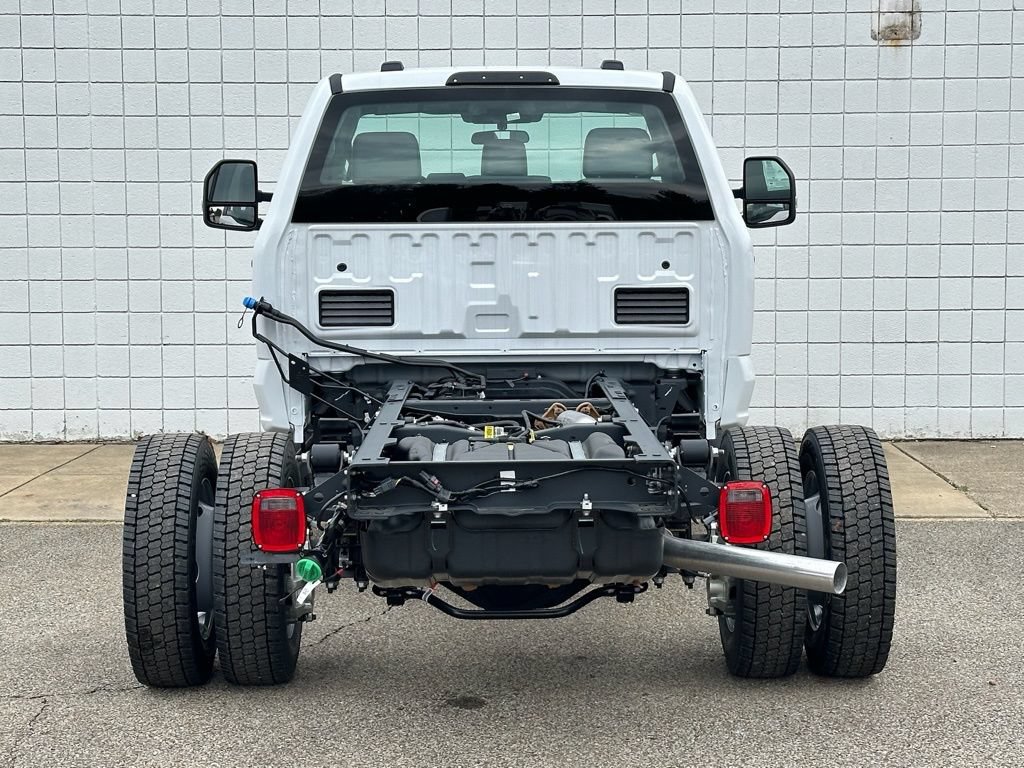 New 2026 Ford F550 4x4 Regular Cab Super Duty image 5