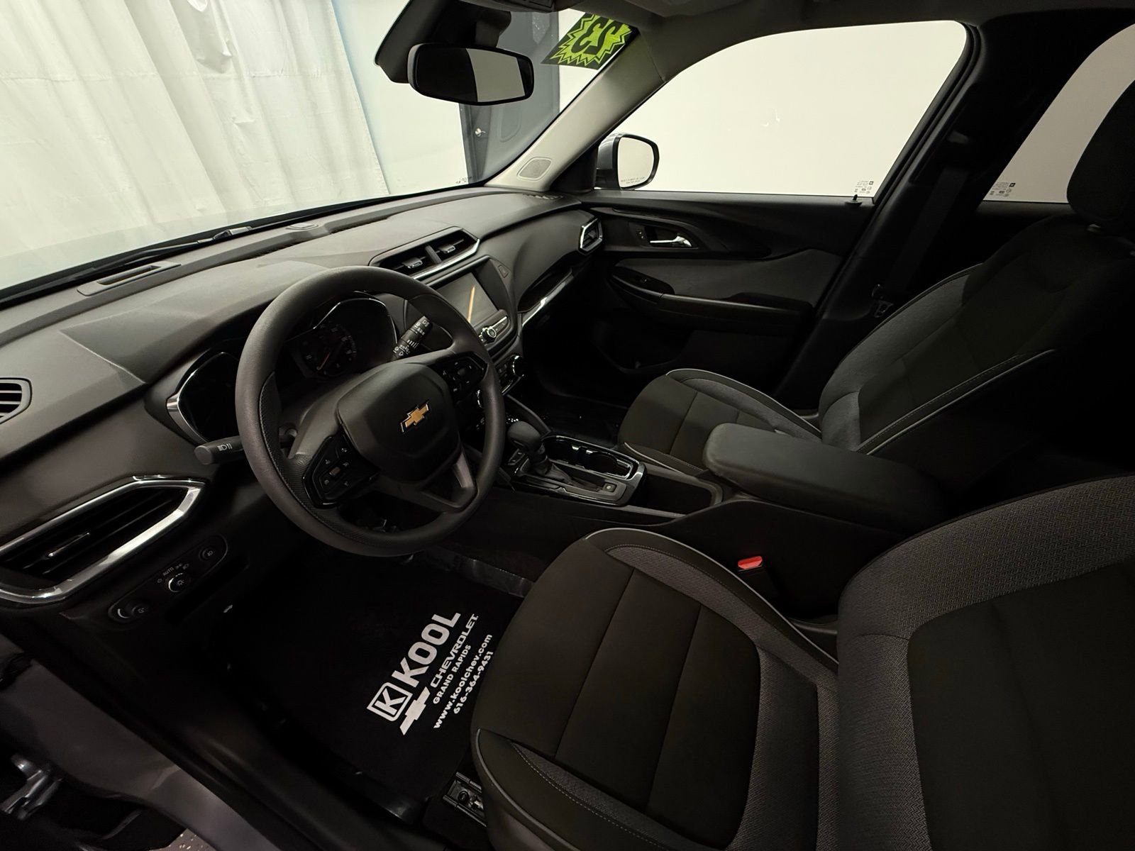 Used 2023 Chevrolet TrailBlazer LT image 11