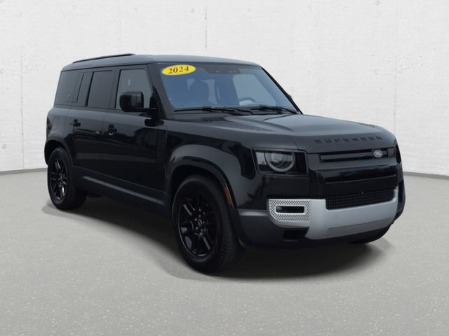 Used 2024 Land Rover Defender 110 S AWD/4WD image 3