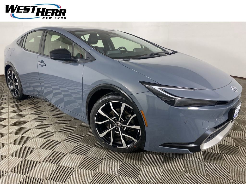 Used 2023 Toyota Prius Prime FWD image 1