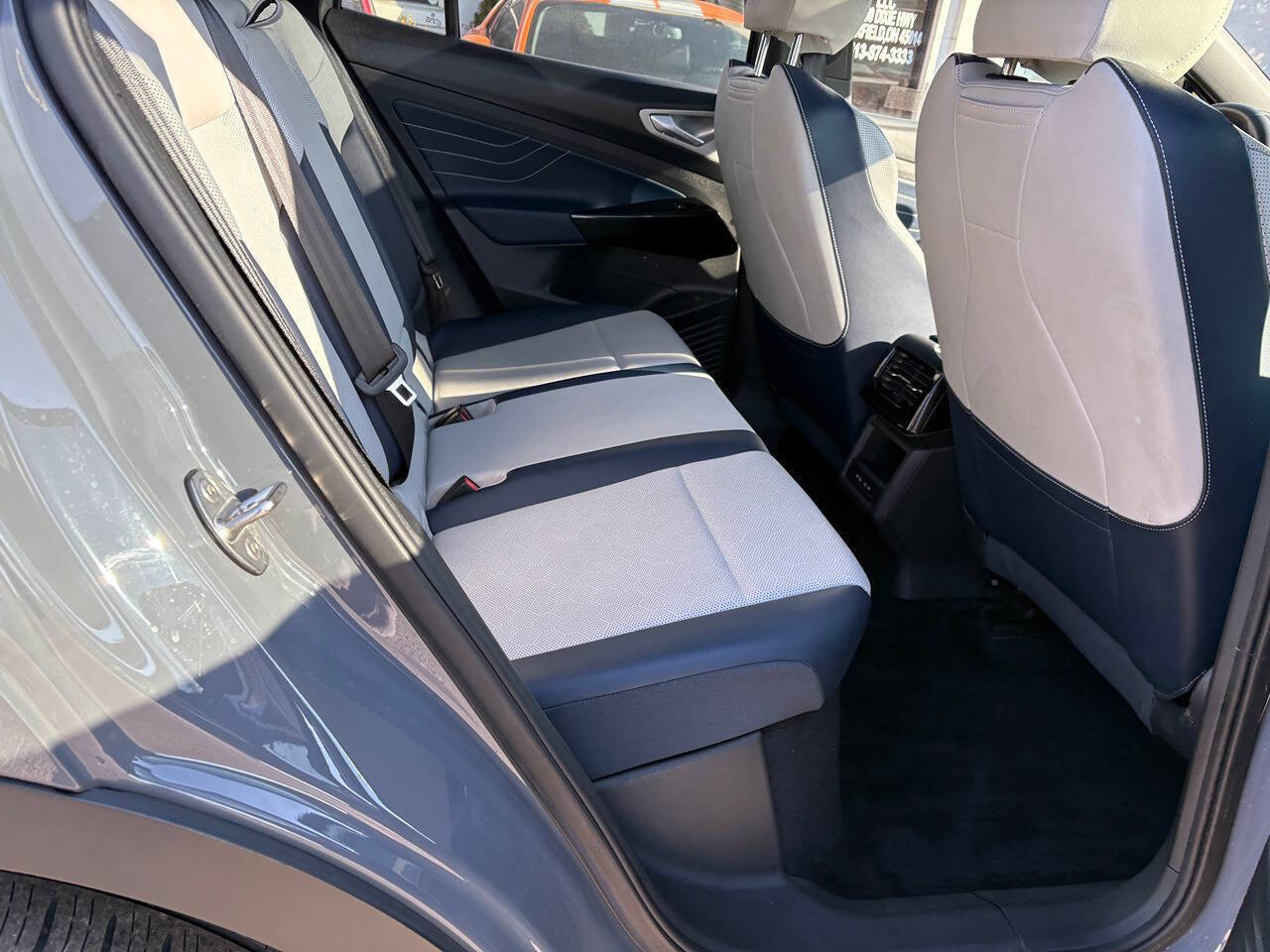 Used 2024 Volkswagen ID.4 Pro S image 11