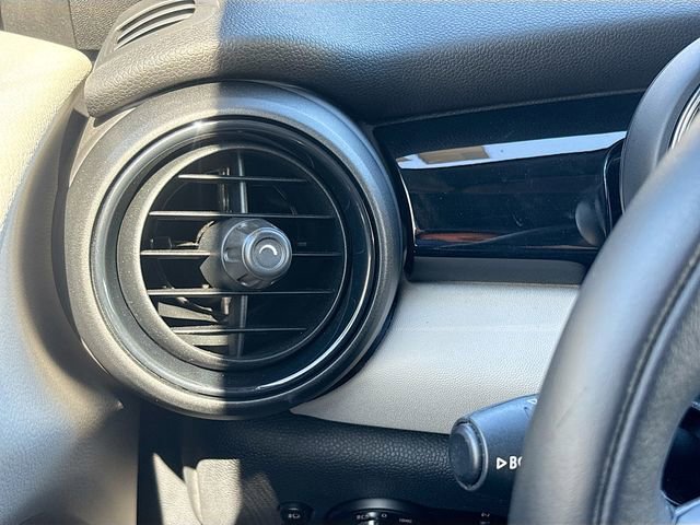 Used 2017 MINI Cooper S image 31