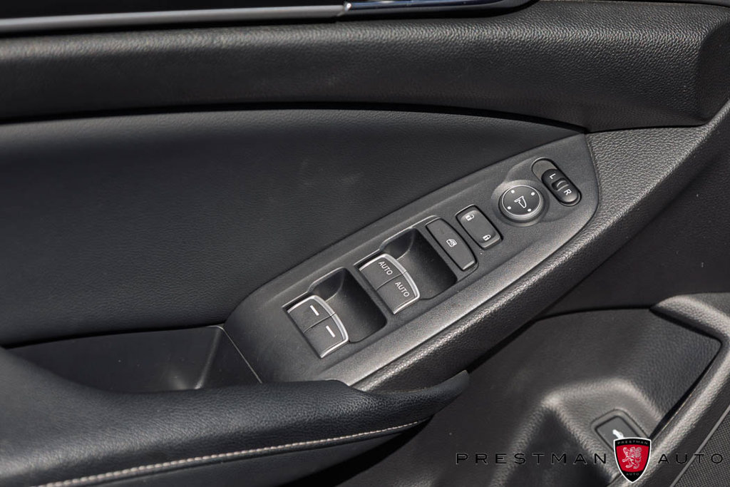 Used 2018 Honda Accord Sport image 24