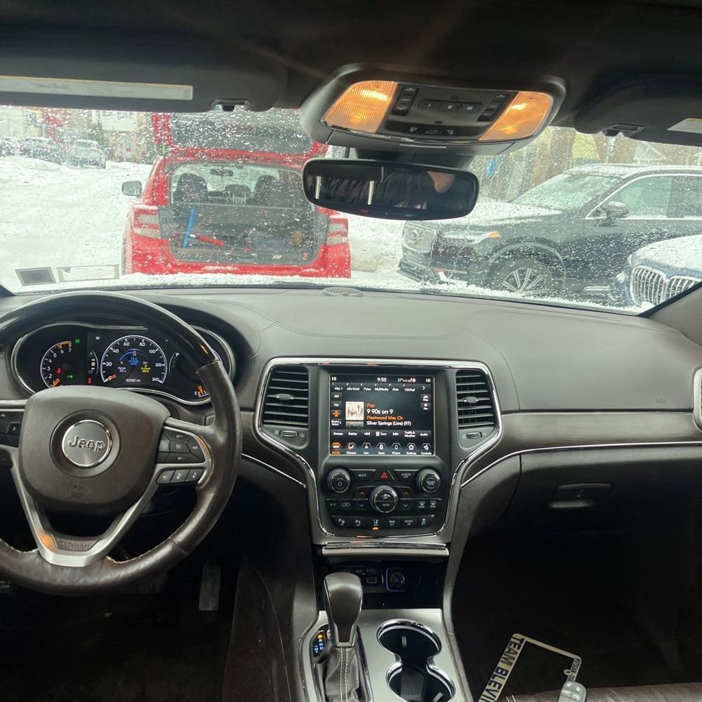 Used 2018 Jeep Grand Cherokee Overland image 7