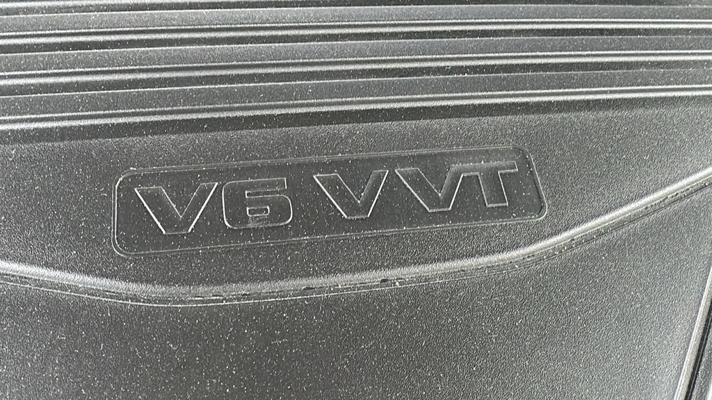 Used 2022 GMC Acadia AT4 w/ Trailering Package AWD/4WD image 34