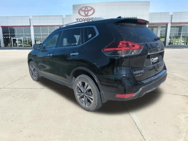 Used 2019 Nissan Rogue SV w/ Premium Package AWD/4WD image 5
