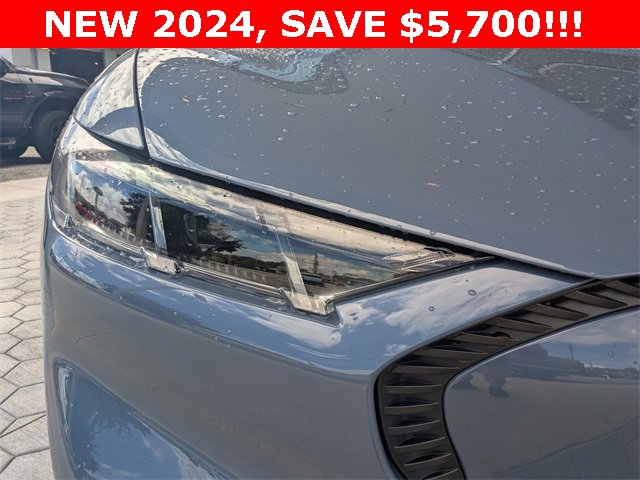 New 2024 Ford Mustang Mach-E Select image 21