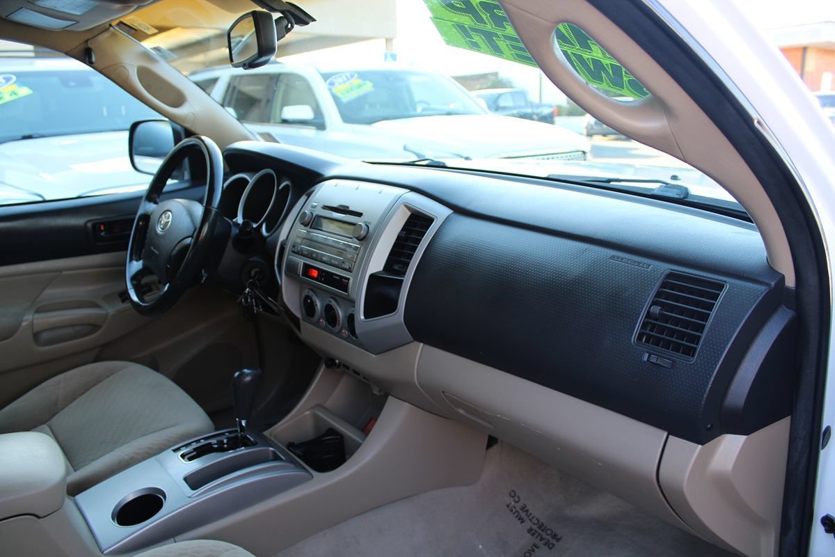 Used 2009 Toyota Tacoma PreRunner RWD image 21