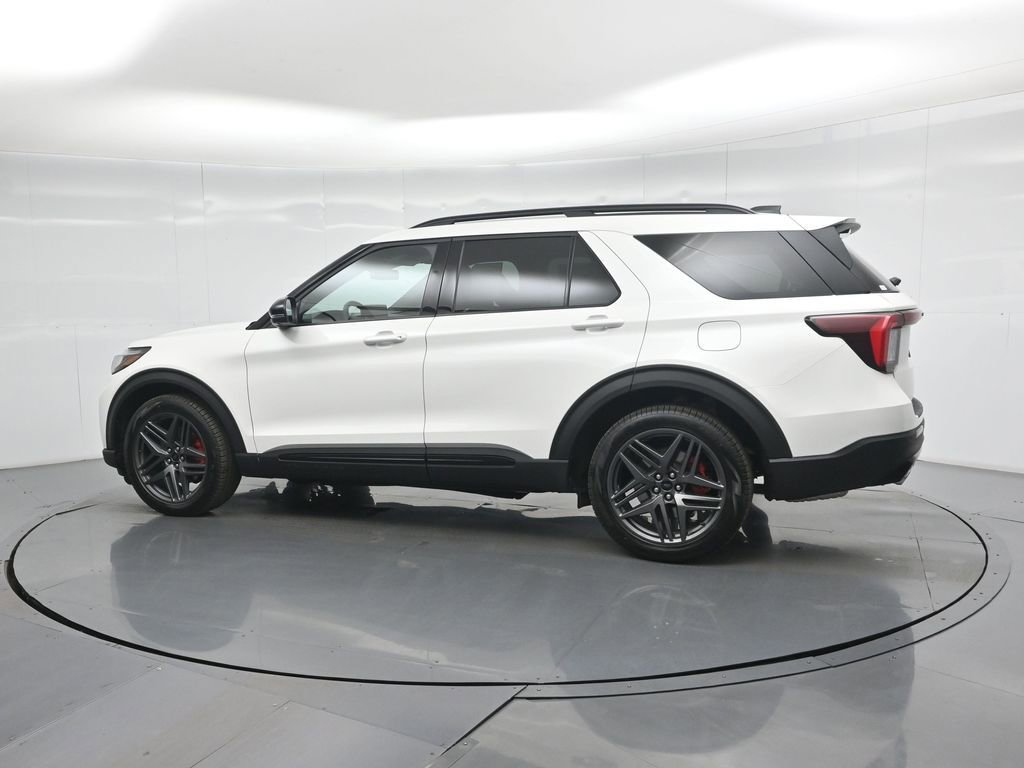 New 2026 Ford Explorer ST image 6