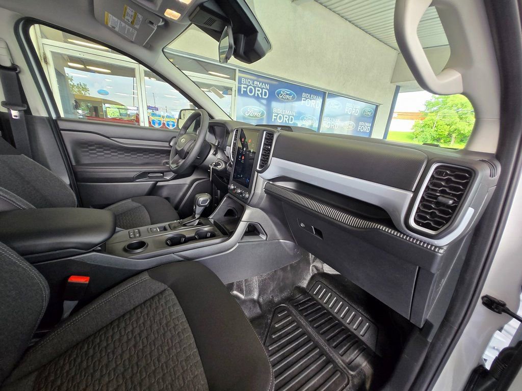 New 2025 Ford Ranger XL image 28