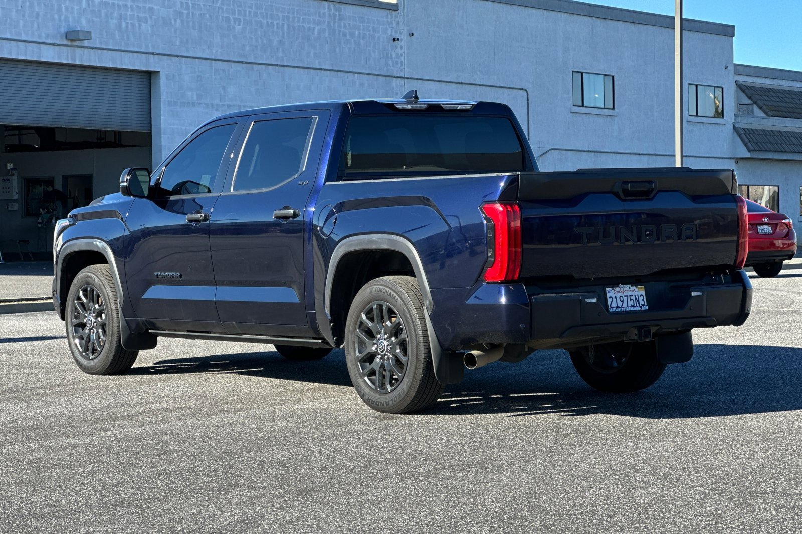 Used 2022 Toyota Tundra SR5 w/ Convenience Package image 6