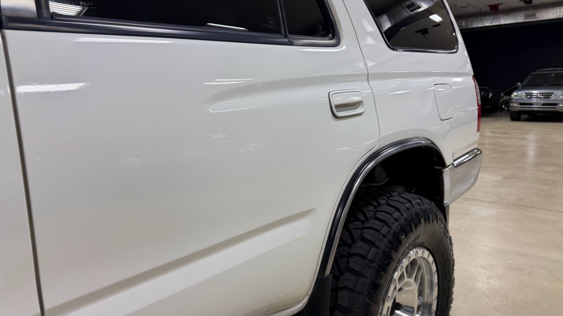 Used 2000 Toyota 4Runner SR5 w/ Upgrade Value Pkg 4 AWD/4WD image 14