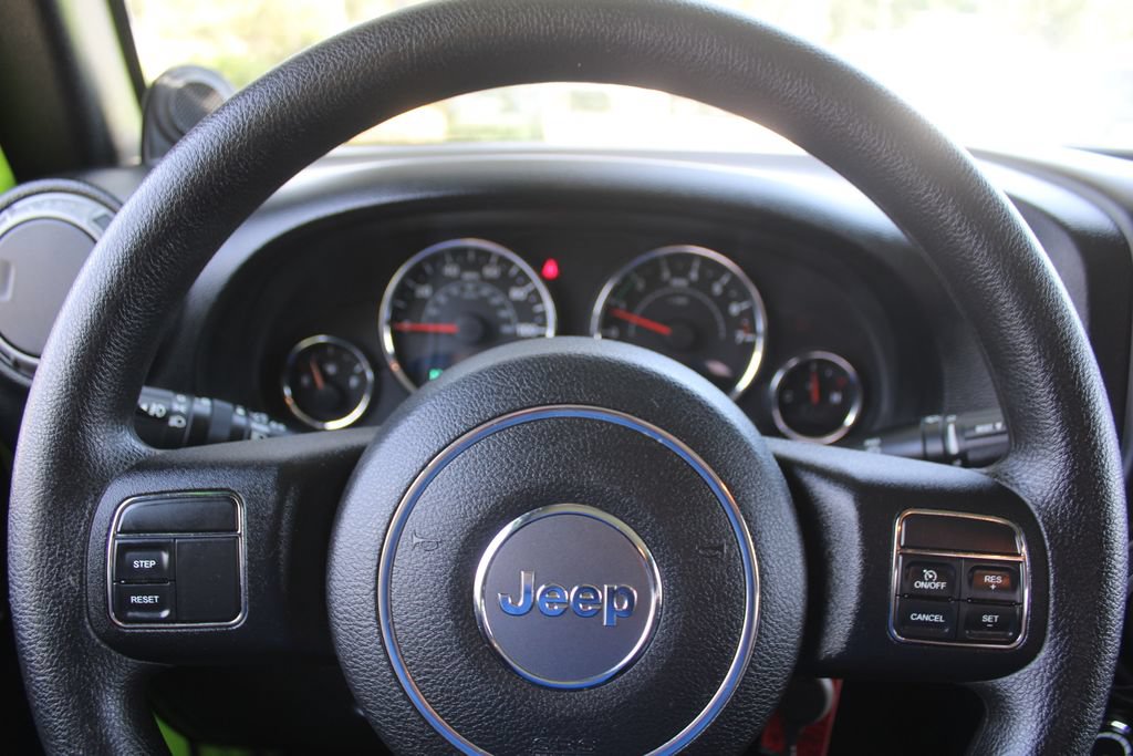 Used 2013 Jeep Wrangler Sport AWD/4WD image 19