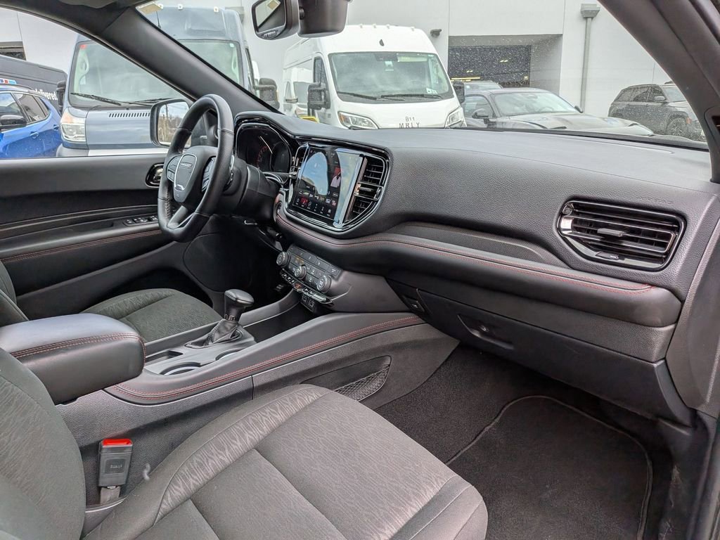 Certified 2025 Dodge Durango GT w/ Blacktop Package image 27