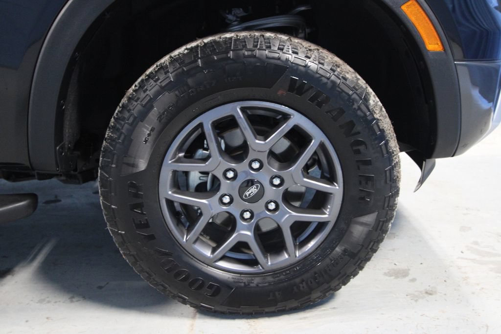 Used 2025 Ford Ranger XLT w/ Equipment Group 301A High AWD/4WD image 33