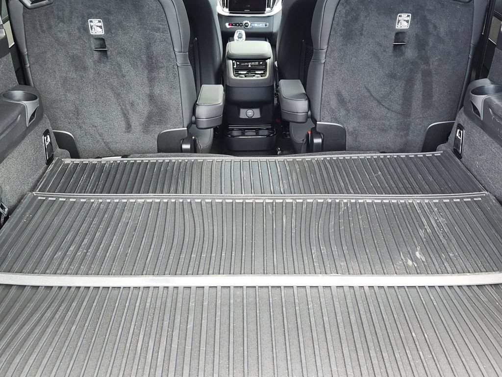 New 2026 Volvo XC90 B6 Plus w/ Protection Package AWD/4WD image 21