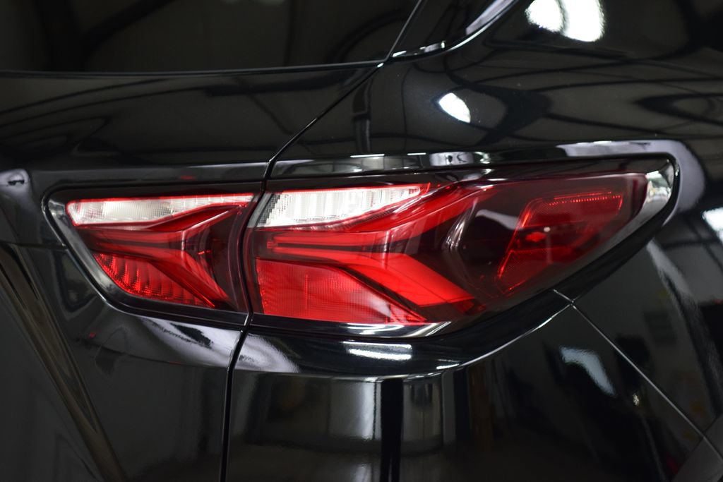 Used 2020 Chevrolet Blazer RS AWD/4WD image 21