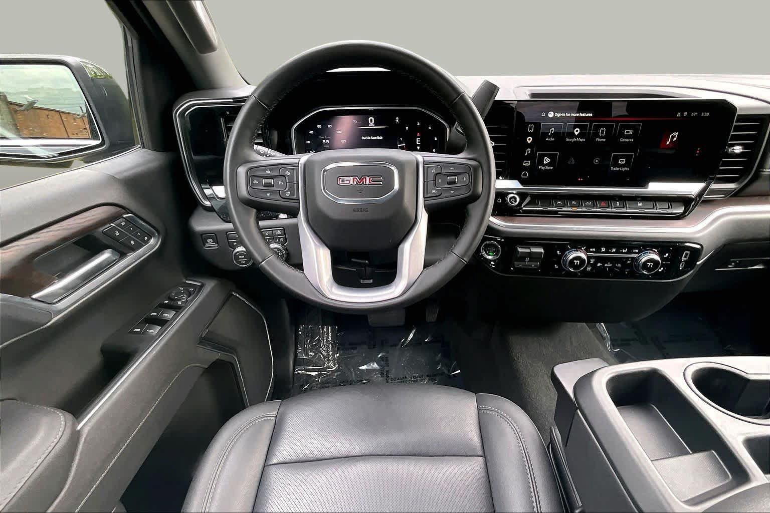 Used 2026 GMC Sierra 1500 SLT AWD/4WD image 6