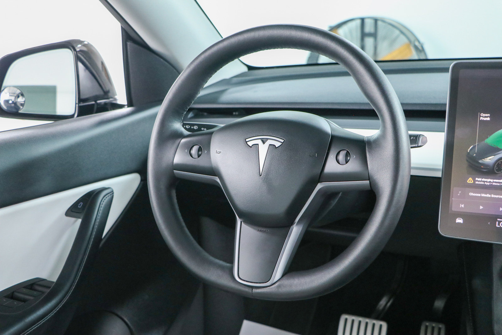 Used 2022 Tesla Model Y Performance AWD/4WD image 12