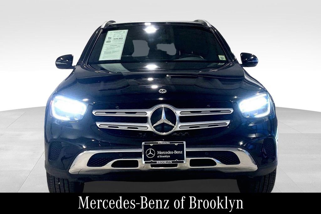 Used 2021 Mercedes-Benz GLC 300 4MATIC image 3