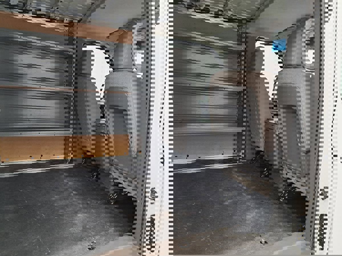 Used 2015 Nissan NV 2500 SV image 13