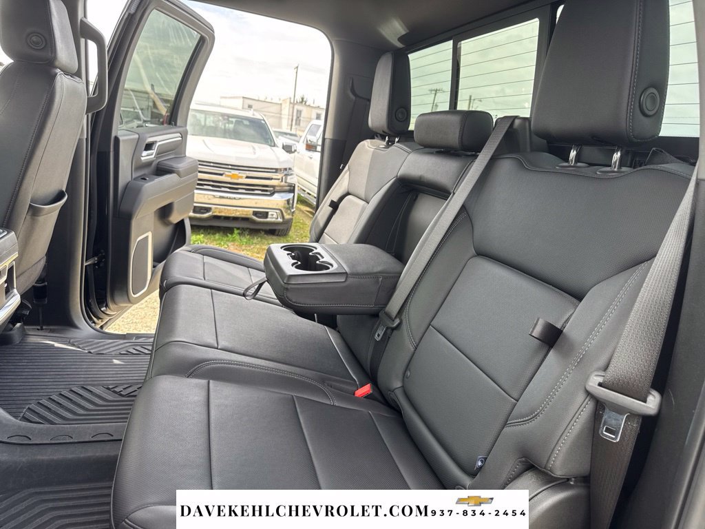 Used 2025 Chevrolet Silverado 3500 LTZ w/ LTZ Plus Package AWD/4WD image 26