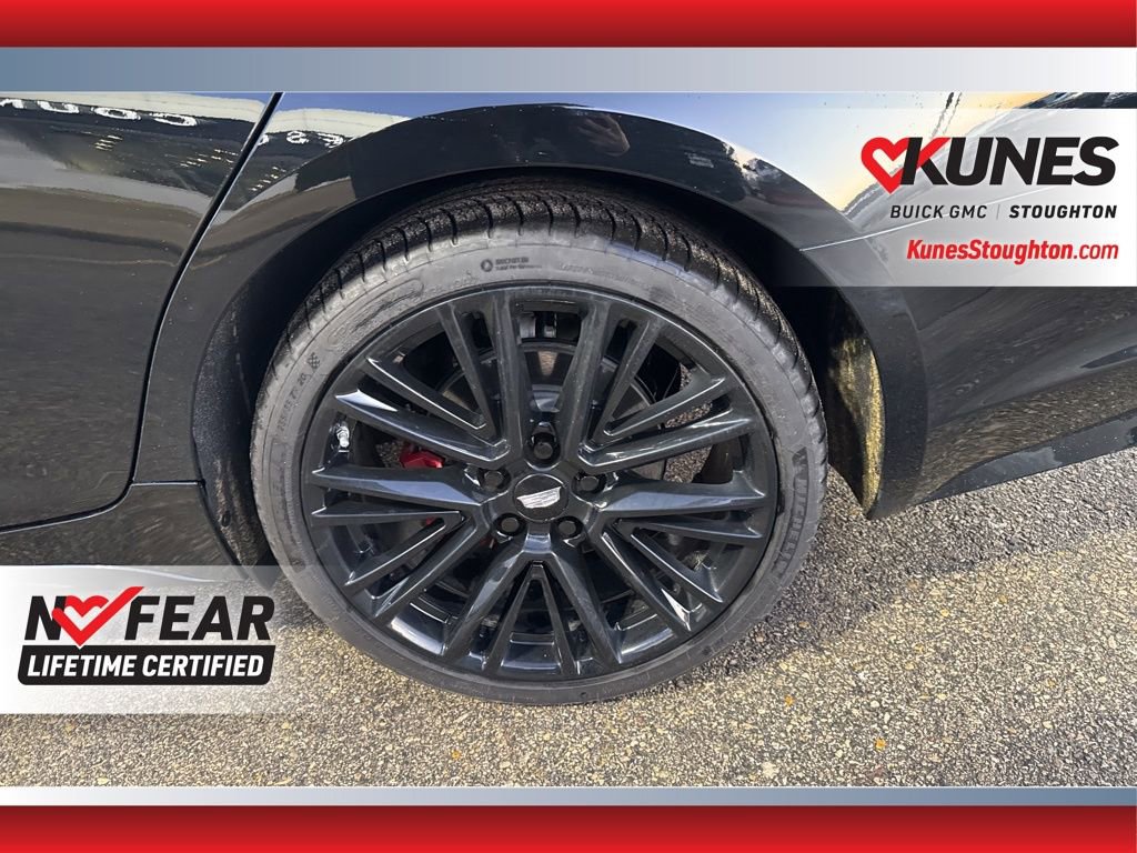 Used 2025 Cadillac CT5 V image 18