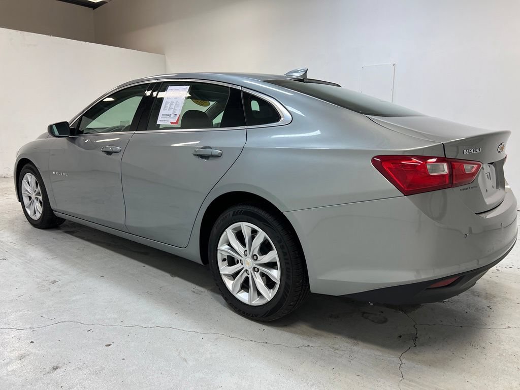 Used 2025 Chevrolet Malibu LT FWD image 11