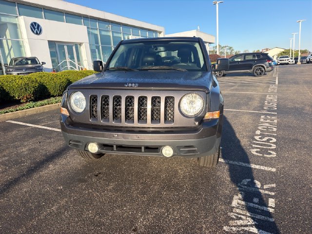 Used 2015 Jeep Patriot High Altitude AWD/4WD image 8