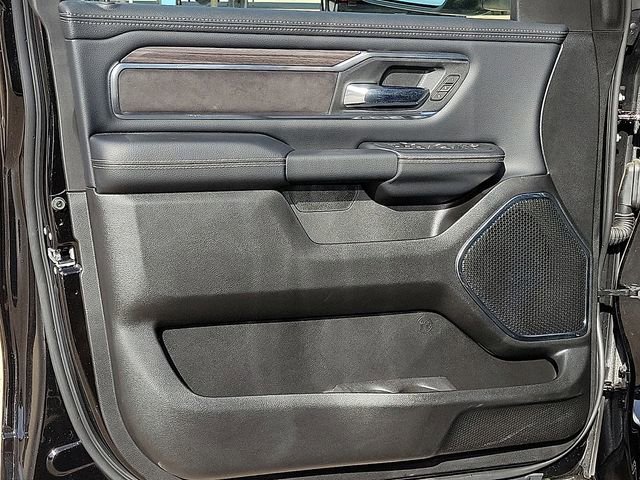New 2026 RAM 1500 Laramie AWD/4WD image 11