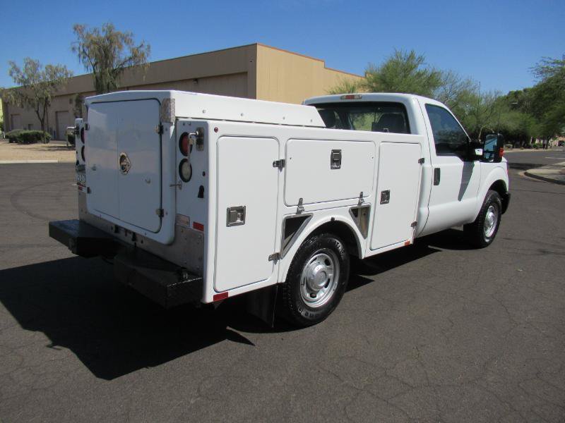 Used 2011 Ford F250 XL w/ PWR Equipment Group RWD image 4