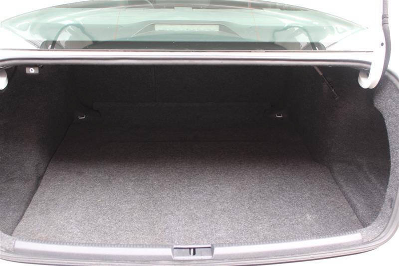 Used 2020 Volkswagen Passat 2.0T SE FWD image 9
