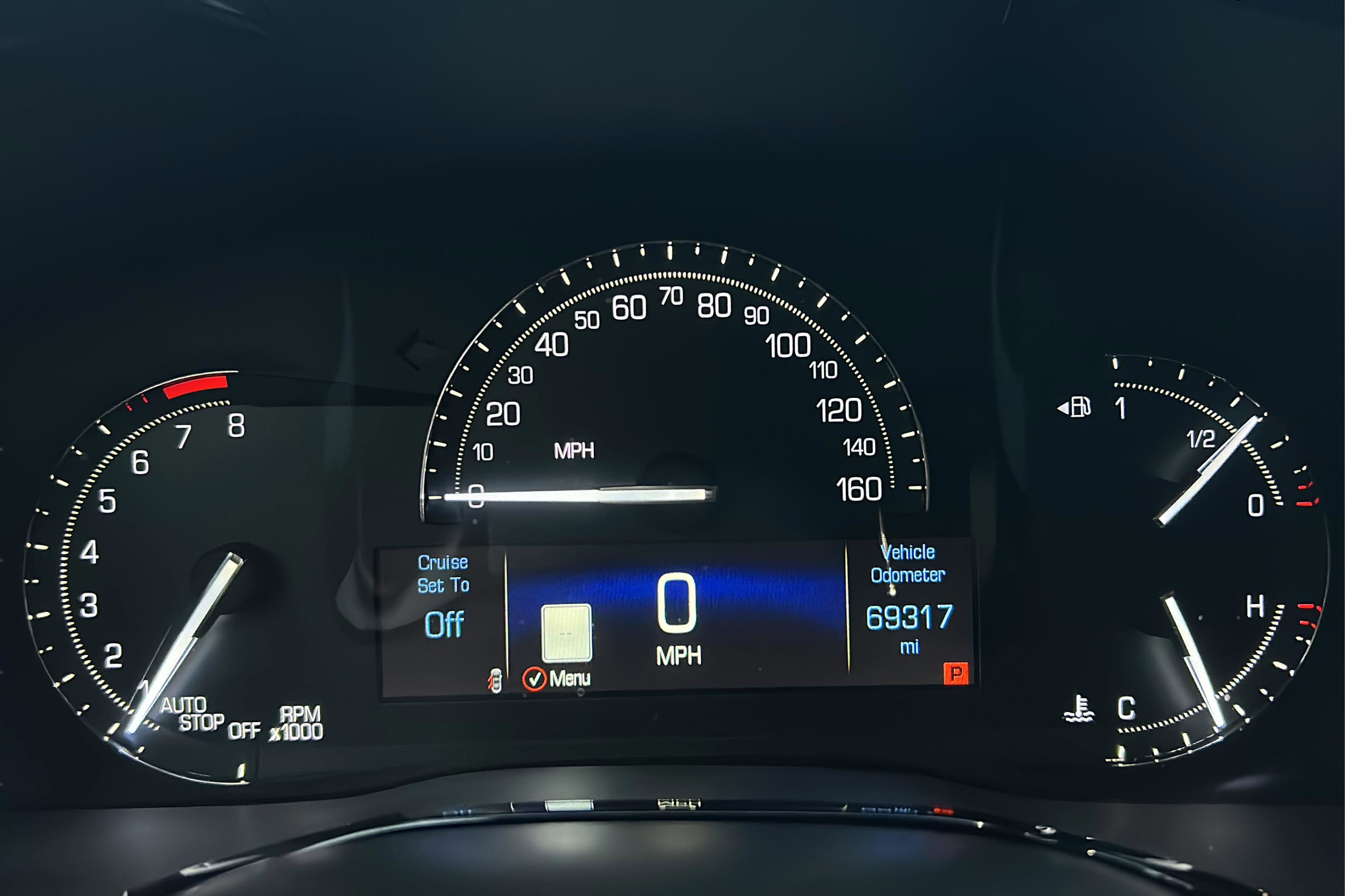 Used 2018 Cadillac XT5 Luxury w/ Driver Awareness Package image 14