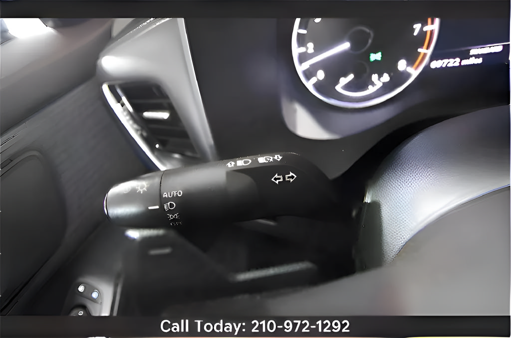 Used 2021 Nissan Rogue SV FWD image 20
