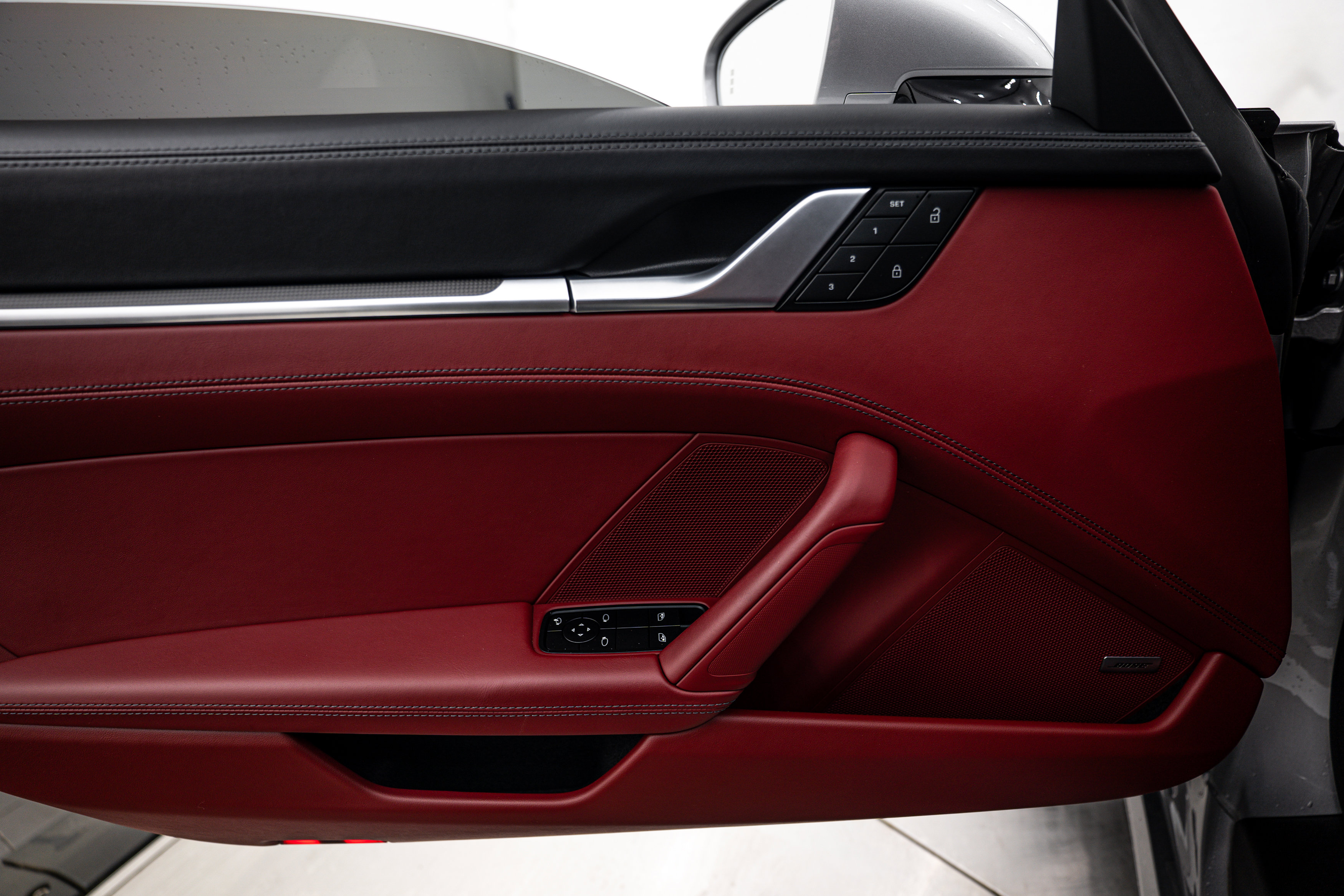 Certified 2023 Porsche 911 Carrera S w/ Premium Package image 21